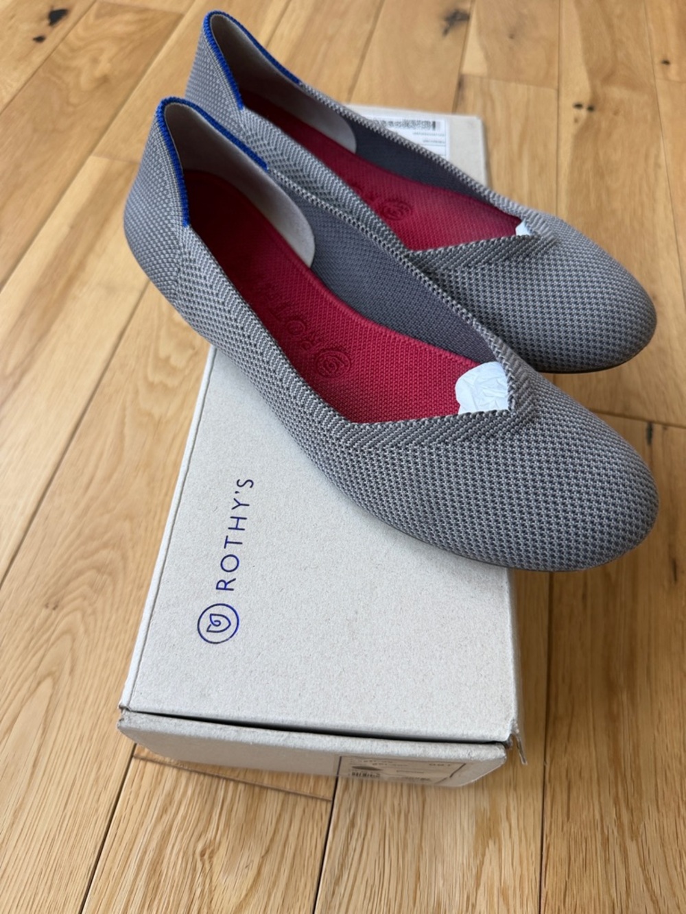 Rothy's Gray Knit Ballet Flats with Red Insole Sz 8.5